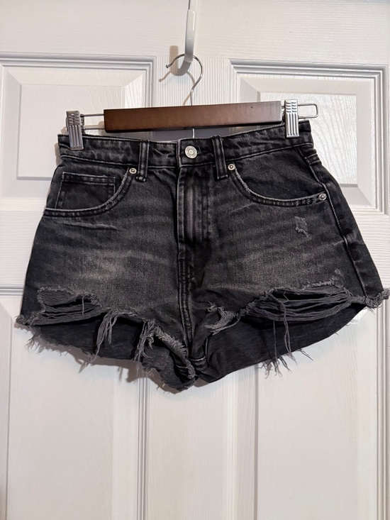 Zara Pants - Zara Black Distressed High-Rise Denim Shorts